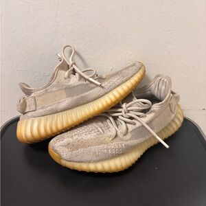 Adidas Yeezy Boost 350 V2 Low Bone Sneakers US Size 5 HQ6316
